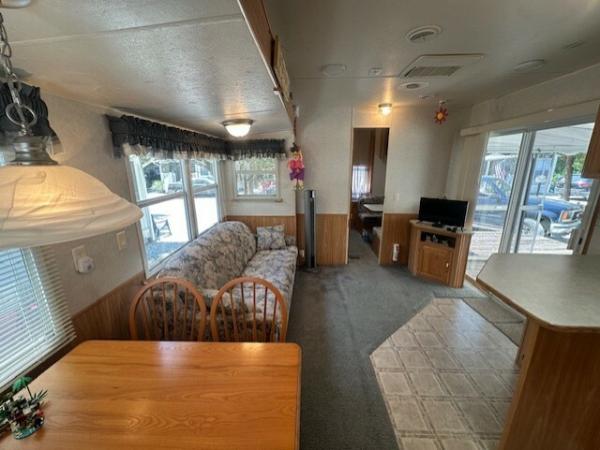 2004 Layton Unknown Mobile Home