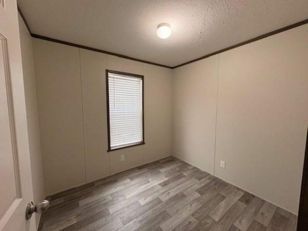 2021 Champion Dutch Edge II Mobile Home