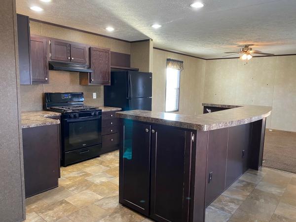 2015 Fairmont 8016 Mobile Home