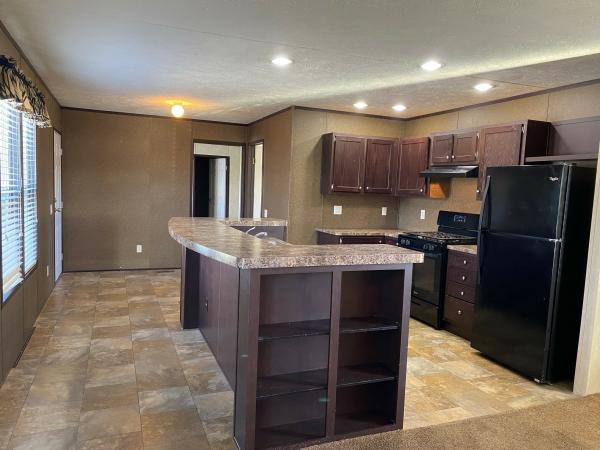 2015 Fairmont 8016 Mobile Home