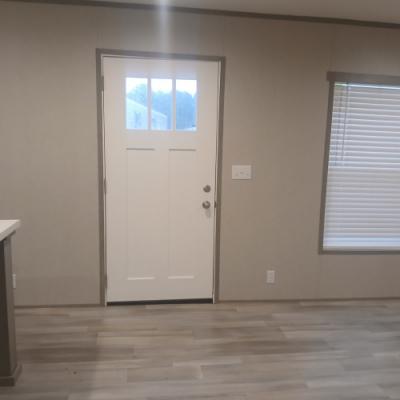 Photo 5 of 8 of home located at 343 Beaver Dam Circle Lavonia, GA 30520