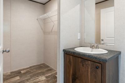 Photo 4 of 8 of home located at 10340 Midland Road Lot #18 Freeland, MI 48623