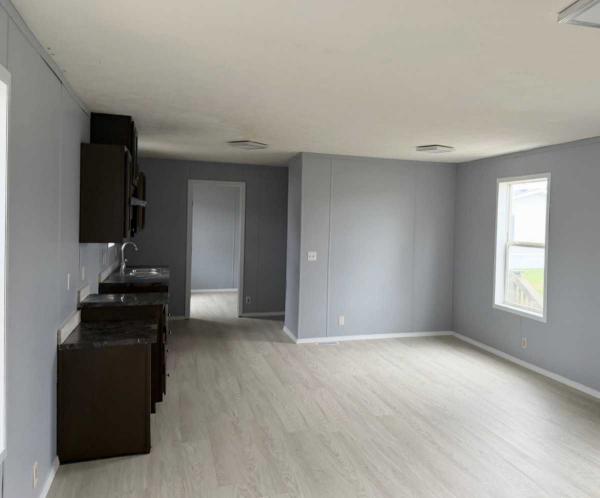 Photo 1 of 2 of home located at 2430 Kirby Ct. Decatur, IL 62526