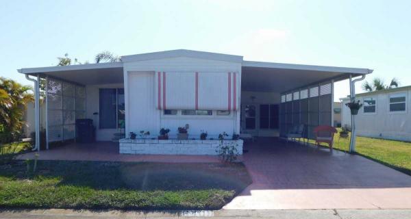 Photo 1 of 2 of home located at 6409 Aloha Drive #147 Bradenton, FL 34207