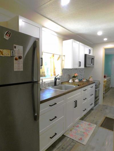 Photo 3 of 23 of home located at 6409 Aloha Drive #147 Bradenton, FL 34207