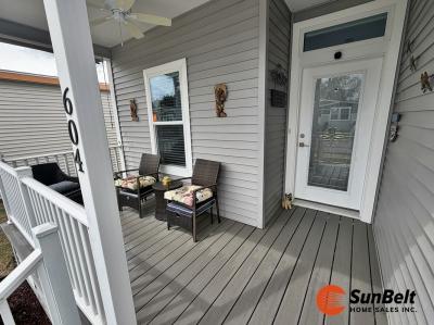 Photo 2 of 25 of home located at 604 Pine Brook Circle Lady Lake, FL 32159