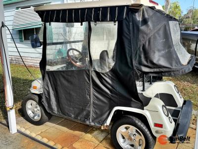 Photo 4 of 39 of home located at 1241 Grove Drive Leesburg, FL 34788