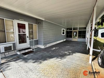 Photo 5 of 39 of home located at 1241 Grove Drive Leesburg, FL 34788