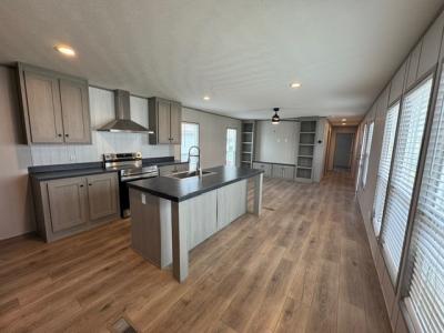 Photo 2 of 9 of home located at 1041 Cimmaron Trail Gardner, KS 66030