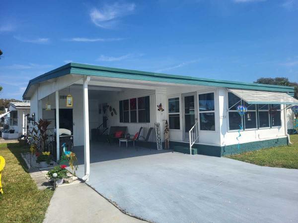 Photo 1 of 2 of home located at 1301 Polk City Rd Lot 44 Haines City, FL 33844