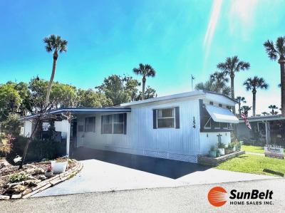 Photo 4 of 28 of home located at 154 Bywoods Drive Eustis, FL 32726