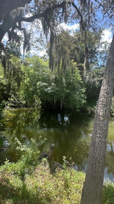 Photo 4 of 10 of home located at 27205 Jones Loop Rd. #31 Punta Gorda, FL 33982