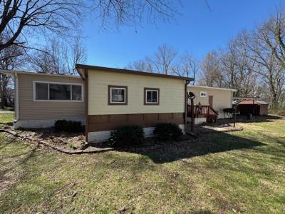 Photo 3 of 20 of home located at 383 Barcelona Saint Peters, MO 63376