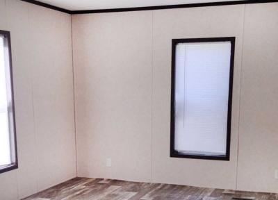 Photo 4 of 6 of home located at 16902 Dixie Highway, Lot 21 Hazel Crest, IL 60429