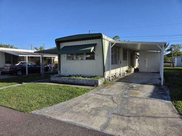 Photo 1 of 2 of home located at 2580 Nursery Rd #205 Clearwater, FL 33764