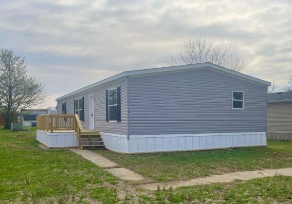 Photo 1 of 2 of home located at 134 Sycamore Warsaw, KY 41095