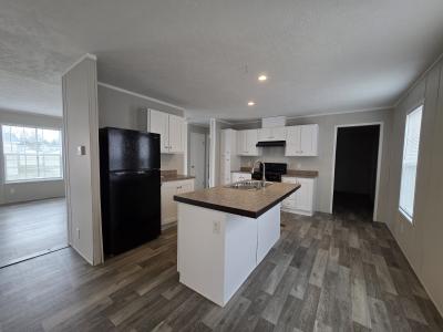 Photo 4 of 10 of home located at 836 Daria Drive Flint, MI 48506