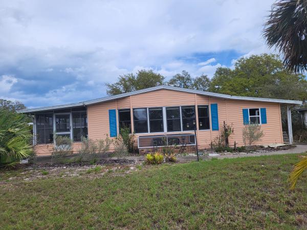 1989 Palm PH093485AB Mobile Home