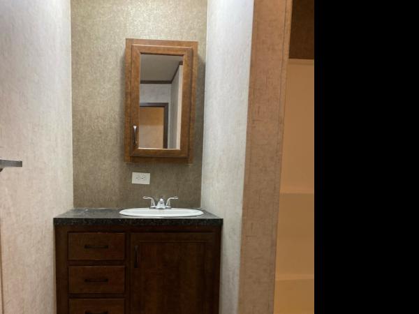 2015 Redman Advantage II 1460204RA Mobile Home