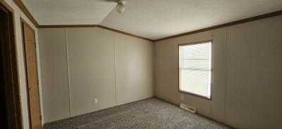 Photo 5 of 6 of home located at 710 Cour Ville Warren, MI 48091