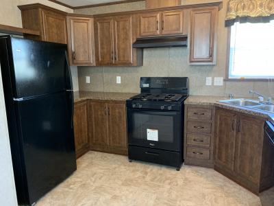 Photo 3 of 6 of home located at 554 Cour Louis Warren, MI 48091