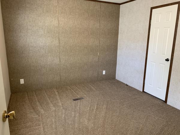 2016 Redman Advantage II 1460204RA Mobile Home