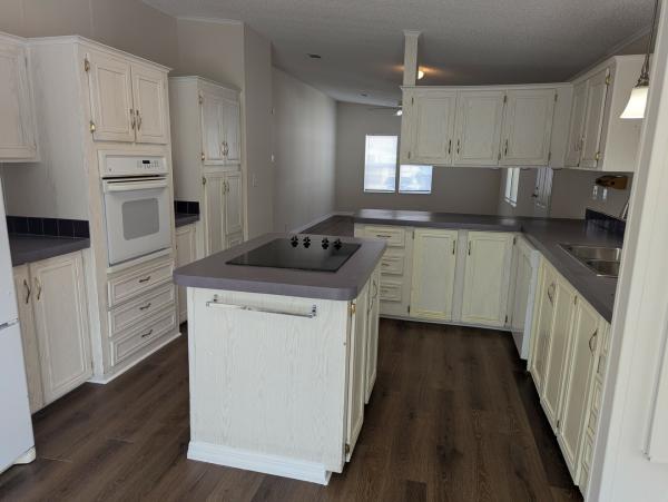 2001 Homes of Merit F3460XY1 Mobile Home