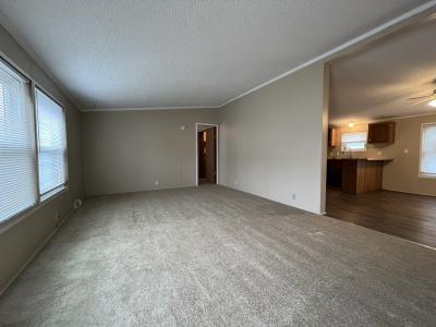 Photo 3 of 11 of home located at 5130 Epsom Ct Sterling Heights, MI 48310