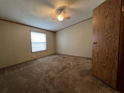 Photo 4 of 11 of home located at 5130 Epsom Ct Sterling Heights, MI 48310