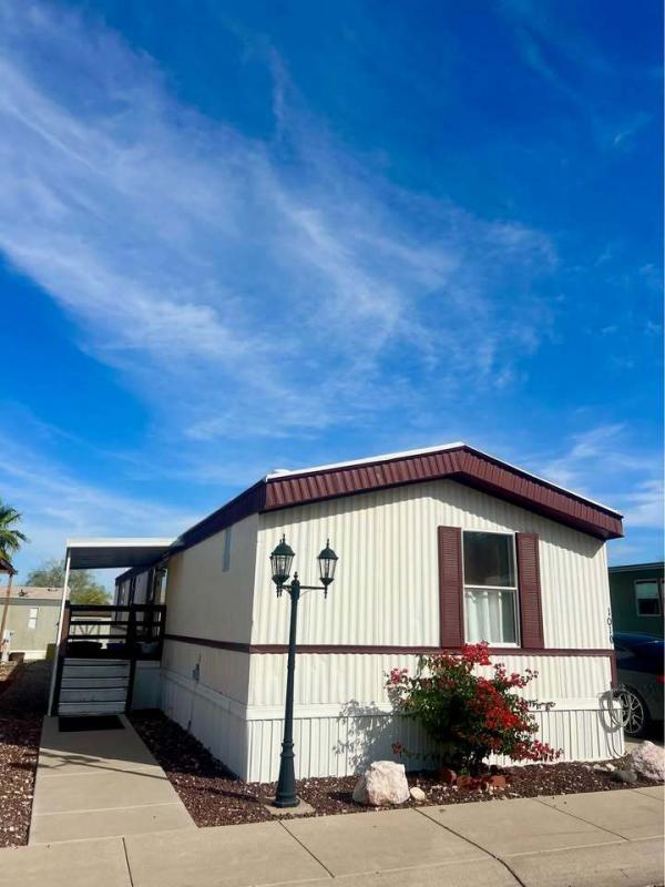 2000 CLAYTON Mobile Home