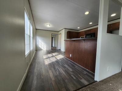 Photo 3 of 11 of home located at 10527 Valette Circle N. Miamisburg, OH 45342