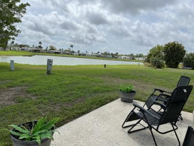 Photo 3 of 20 of home located at 7319 Lakeshore Drive Ellenton, FL 34222