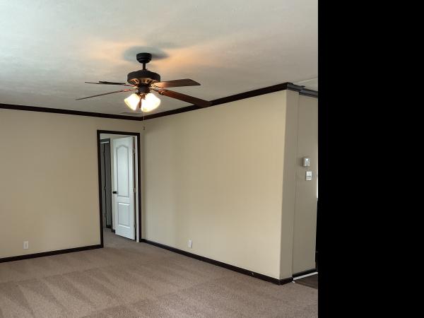 2019 CHAMPION EXDN8500 Mobile Home