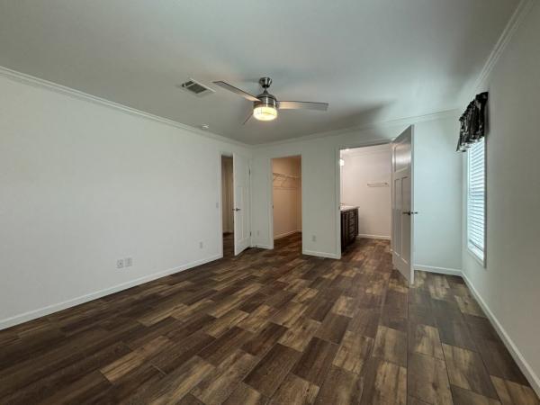 2023 Champion - Lake City LaBelle Mobile Home