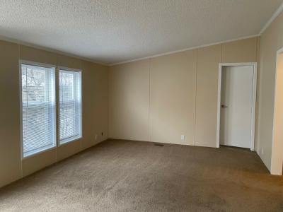 Photo 3 of 23 of home located at 6222 Greenbriar White Lake, MI 48383