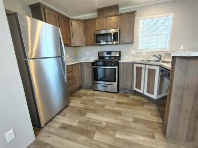 Photo 3 of 12 of home located at 5201 Chantelle, #134 Flint, MI 48507