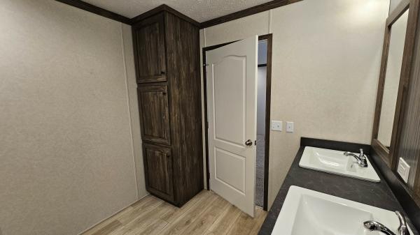 2023 Clayton Pulse 4824-E734  Home