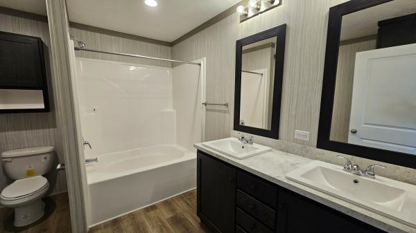 2024 Clayton 4824-E734 Pulse  Home