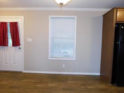 Photo 4 of 33 of home located at 1626 Gallahad Dr Lakeland, FL 33810