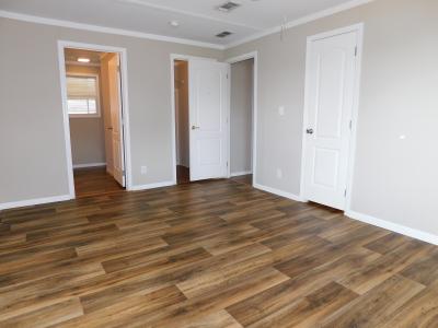 Photo 5 of 33 of home located at 1626 Gallahad Dr Lakeland, FL 33810