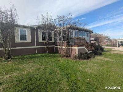 Mobile Home at 5200 Lake Shore Ln, #61 Denton, TX 76208