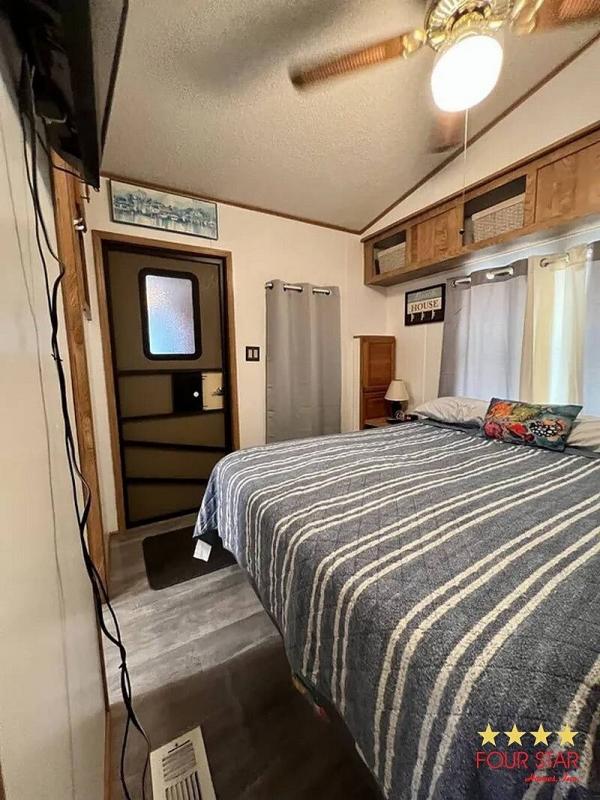 1987 SCHU  Home