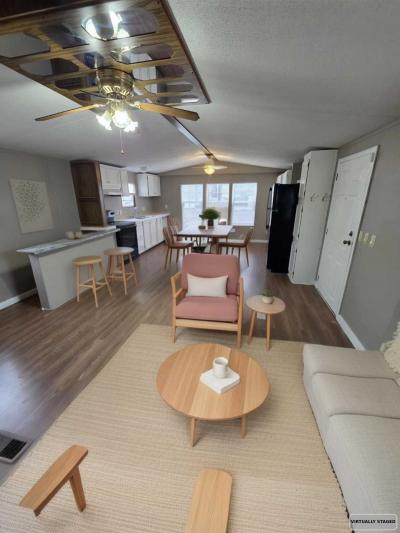 Mobile Home at 16 English Village Park #186 Nixa, MO 65714