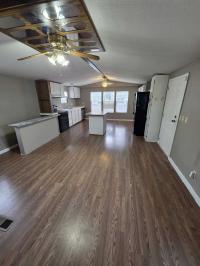 2000 Fleetwood Manufactured Home