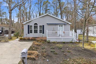 Photo 4 of 28 of home located at 35 Goldenrod Place Jackson, NJ 08527