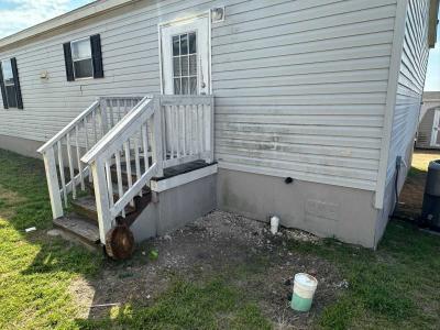 Photo 5 of 16 of home located at 63 Eagle Creek Dr #231 Kyle, TX 78640