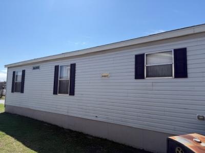 Photo 4 of 16 of home located at 63 Eagle Creek Dr #231 Kyle, TX 78640