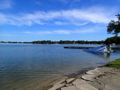 Photo 3 of 8 of home located at 101 Water's Edge Circle Burlington, WI 53105