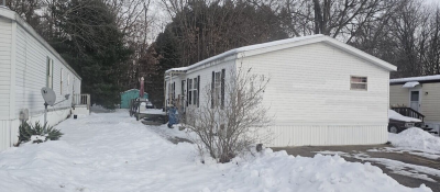 Mobile Home at 10610 Orion Dr NE Rockford, MI 49341