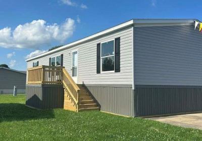 Mobile Home at 2029 Wolverine Evansville, IN 47720